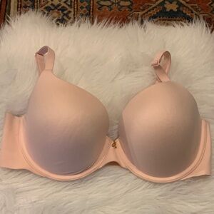 Victoria's Secret Lightly Lined Semi Soft Pink Bra